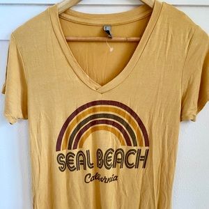 Seal Beach V-Neck Tee🛍